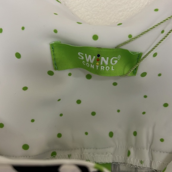 Women’s Brand: SWING Golf Shorts with Tummy Control - Picture 10 of 15